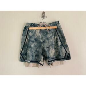 Lululemon Surge Shorts Tidal Dye Cafe Au Lait Smoked Spruce Mens Sz M 6” Inseam